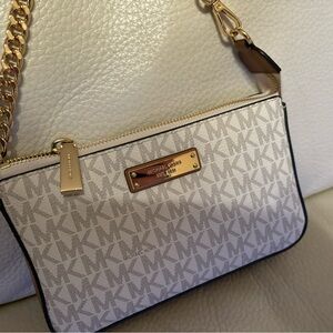 Michael Kors small Vanilla bag with chain